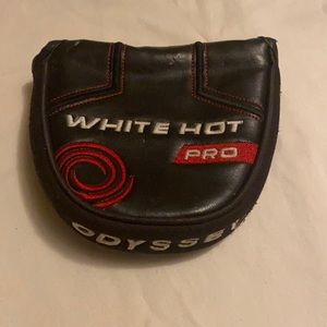 Odyssey White Hot Pro putter cover